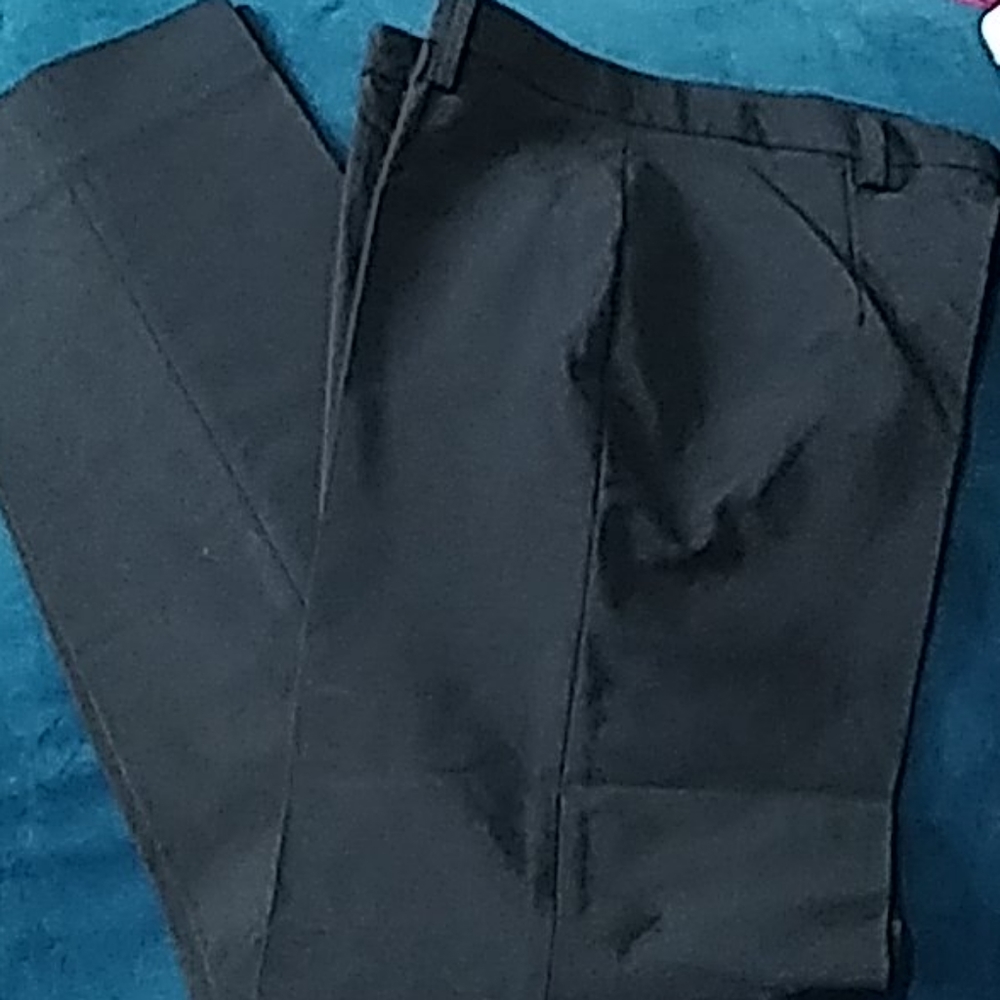 Prada pants color black